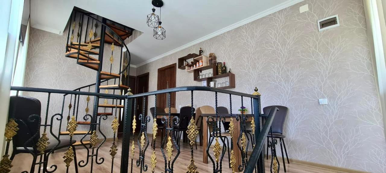 Kazbegi Inn Exteriör bild